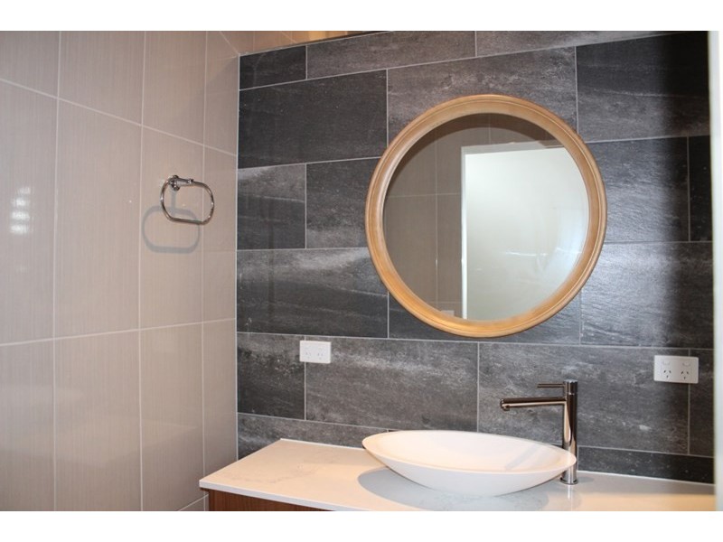 12 Windward Rise, Pacific Pines QLD 4211