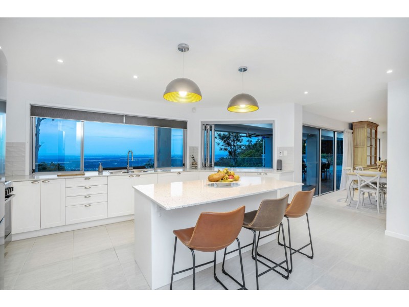 160 Wongawallan Drive, Wongawallan QLD 4210