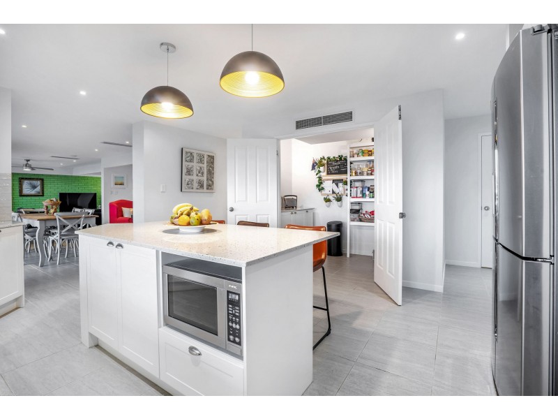 160 Wongawallan Drive, Wongawallan QLD 4210