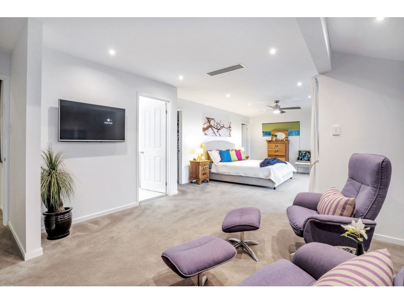 160 Wongawallan Drive, Wongawallan QLD 4210