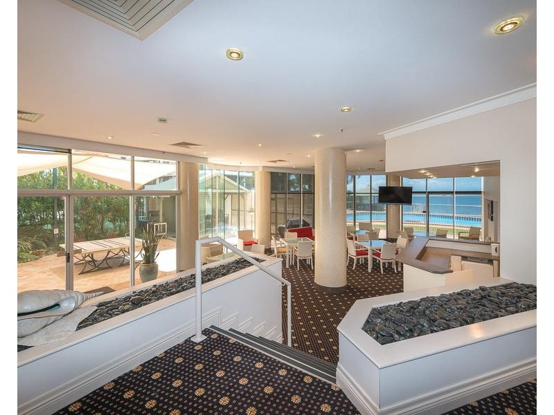 16/5 Bayview Street, Runaway Bay QLD 4216