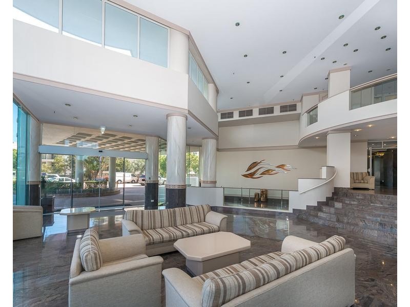 16/5 Bayview Street, Runaway Bay QLD 4216