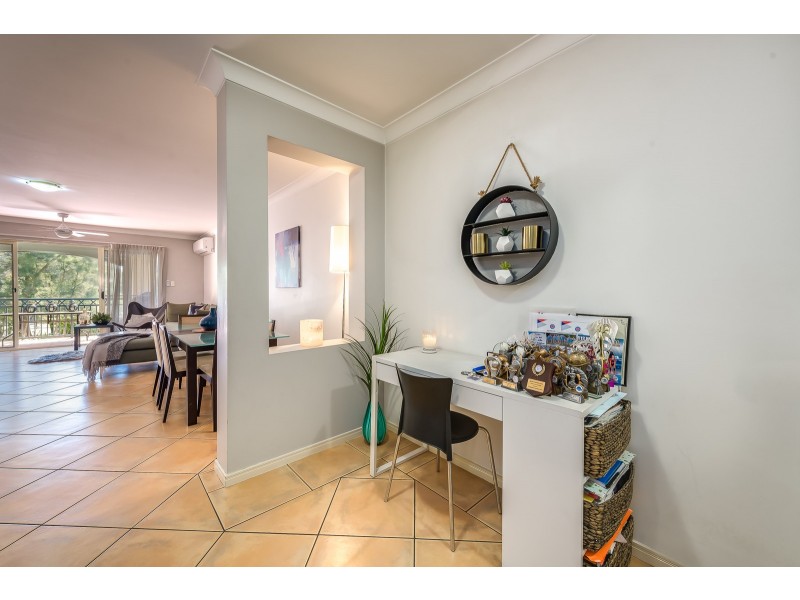 61/88 Limetree Parade, Runaway Bay QLD 4216