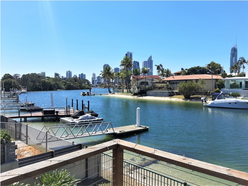 17A Inga Avenue, Surfers Paradise QLD 4217