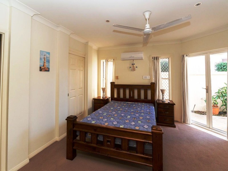 17A Inga Avenue, Surfers Paradise QLD 4217