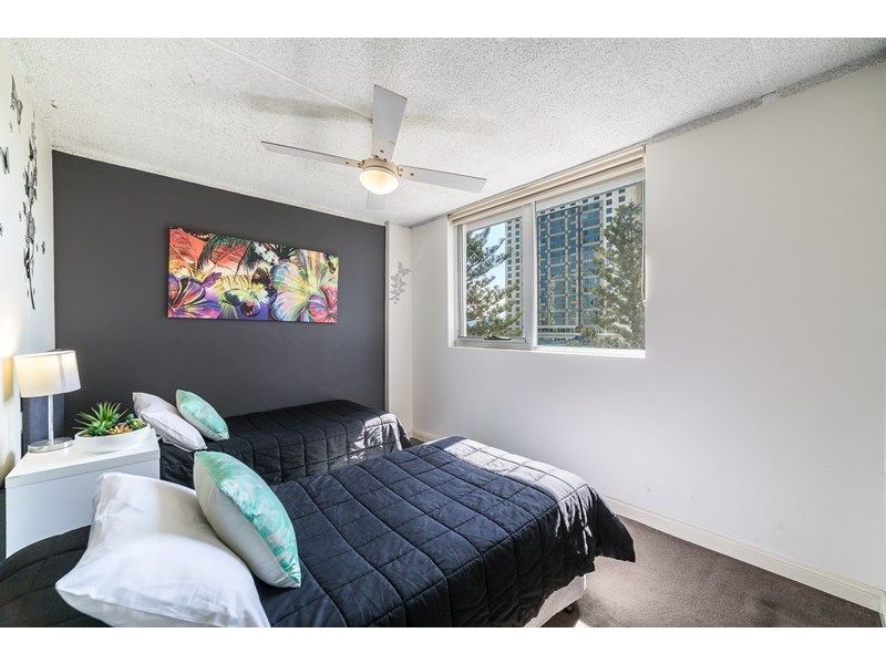 13/21 Clifford Street, Surfers Paradise QLD 4217