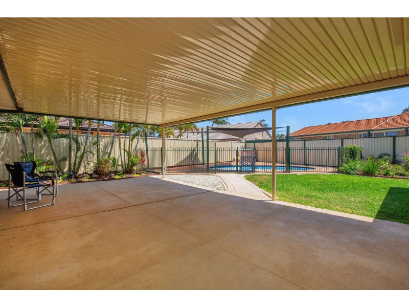 4 Torrens Court, Coombabah QLD 4216