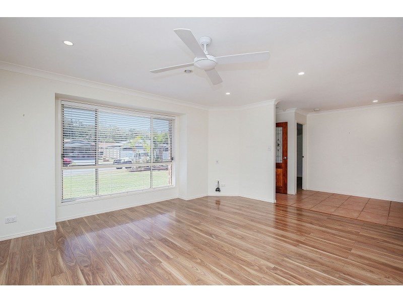 4 Torrens Court, Coombabah QLD 4216