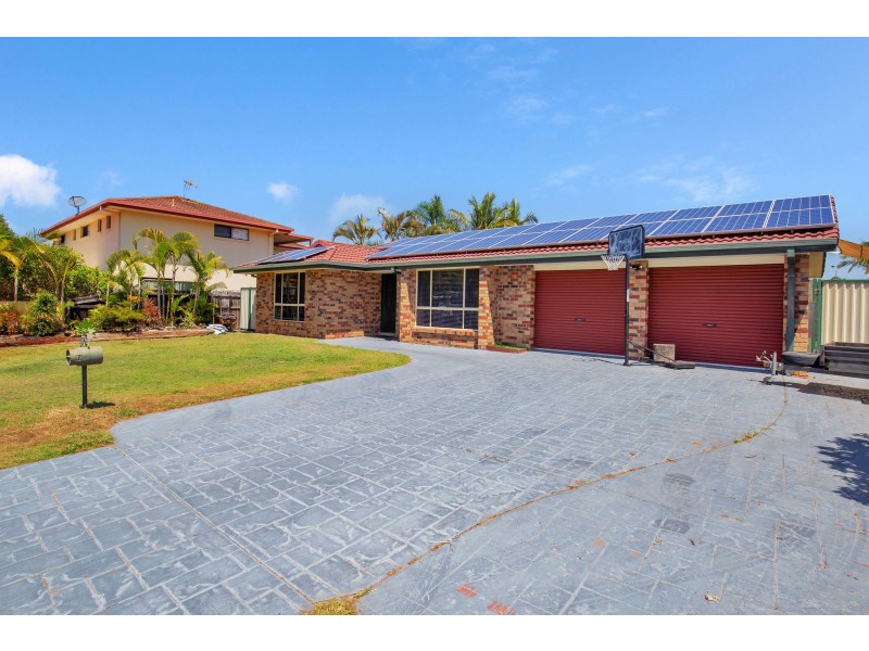 4 Torrens Court, Coombabah QLD 4216