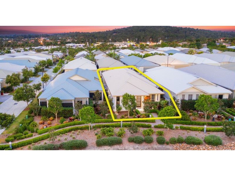 301/299 Napper Road, Arundel QLD 4214