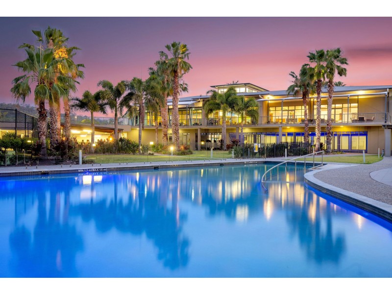 301/299 Napper Road, Arundel QLD 4214