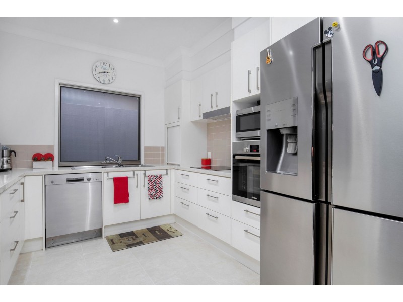 301/299 Napper Road, Arundel QLD 4214