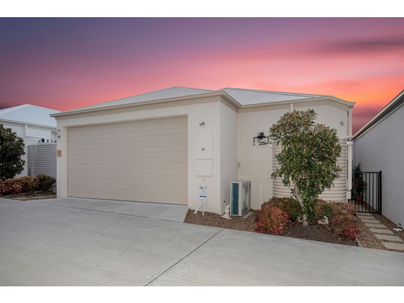 301/299 Napper Road, Arundel QLD 4214