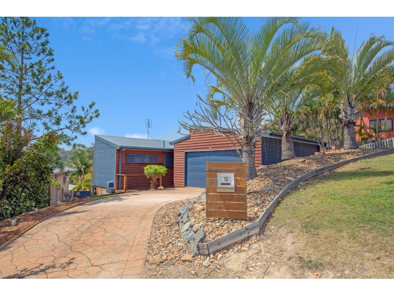 12 Windward Rise, Pacific Pines QLD 4211