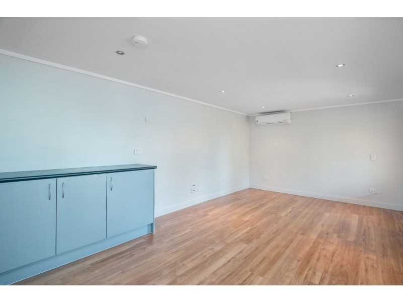 12 Windward Rise, Pacific Pines QLD 4211