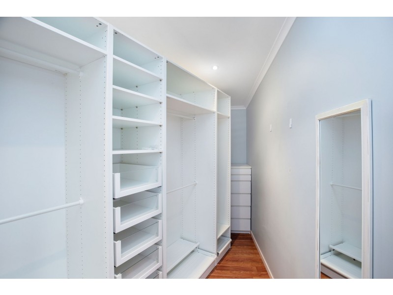 12 Windward Rise, Pacific Pines QLD 4211