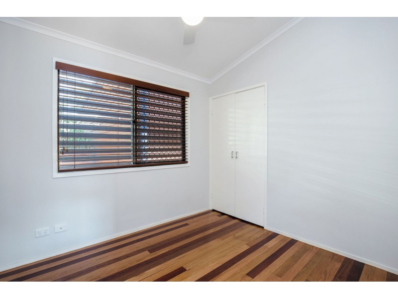 12 Windward Rise, Pacific Pines QLD 4211