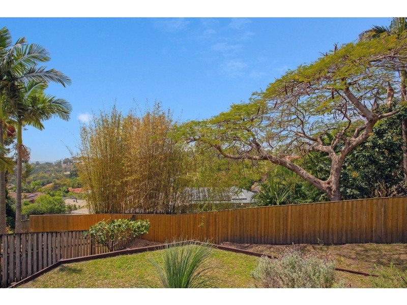 12 Windward Rise, Pacific Pines QLD 4211