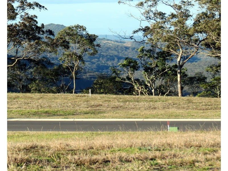 12 Oakhill Place, South Toowoomba QLD 4350