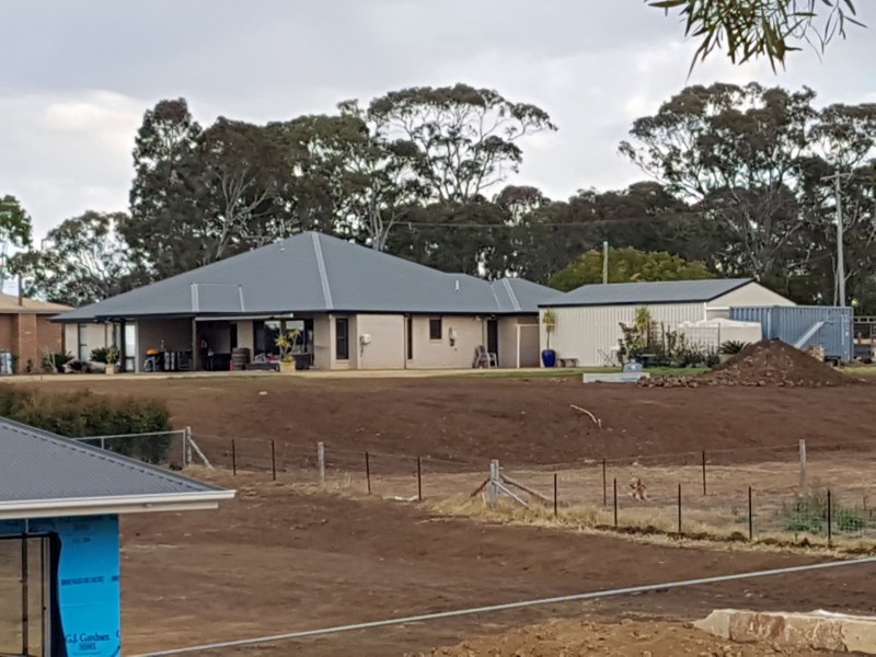 12 Oakhill Place, South Toowoomba QLD 4350