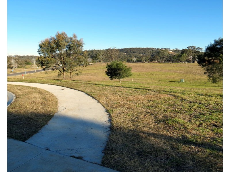 12 Oakhill Place, South Toowoomba QLD 4350