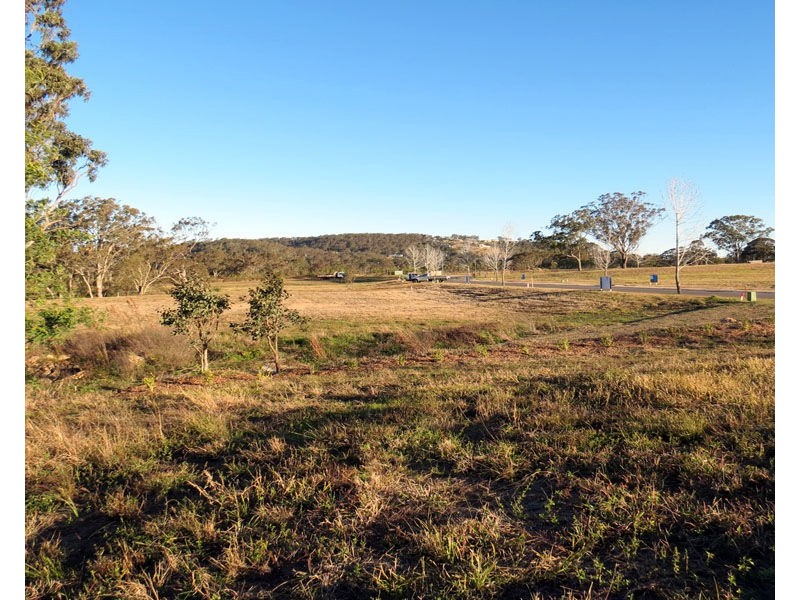 12 Oakhill Place, South Toowoomba QLD 4350