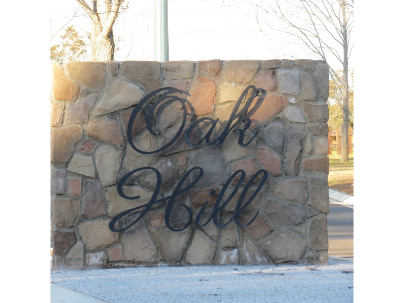 2 Oakhill Place, South Toowoomba QLD 4350