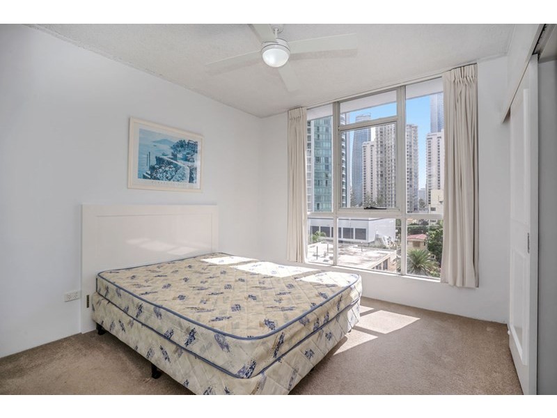 17/21 Clifford Street, Surfers Paradise QLD 4217