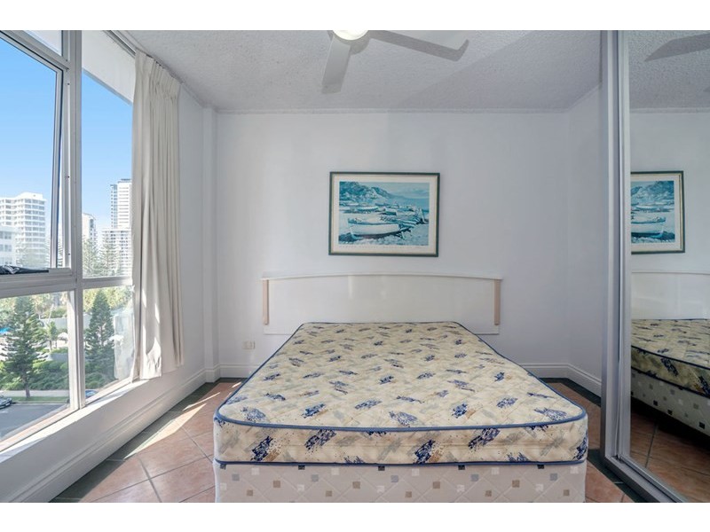 17/21 Clifford Street, Surfers Paradise QLD 4217