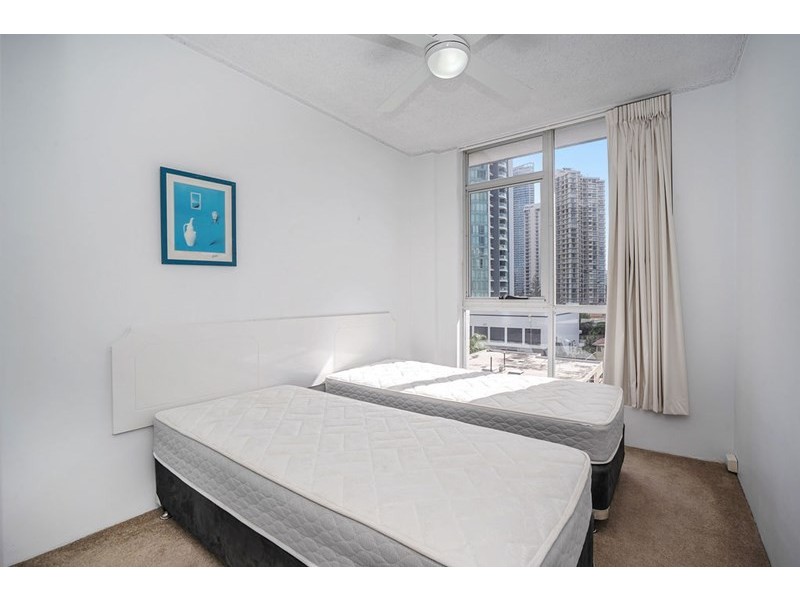 17/21 Clifford Street, Surfers Paradise QLD 4217