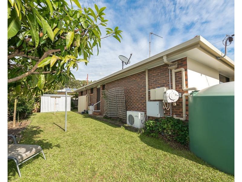 4 Woomera Crescent, Southport QLD 4215