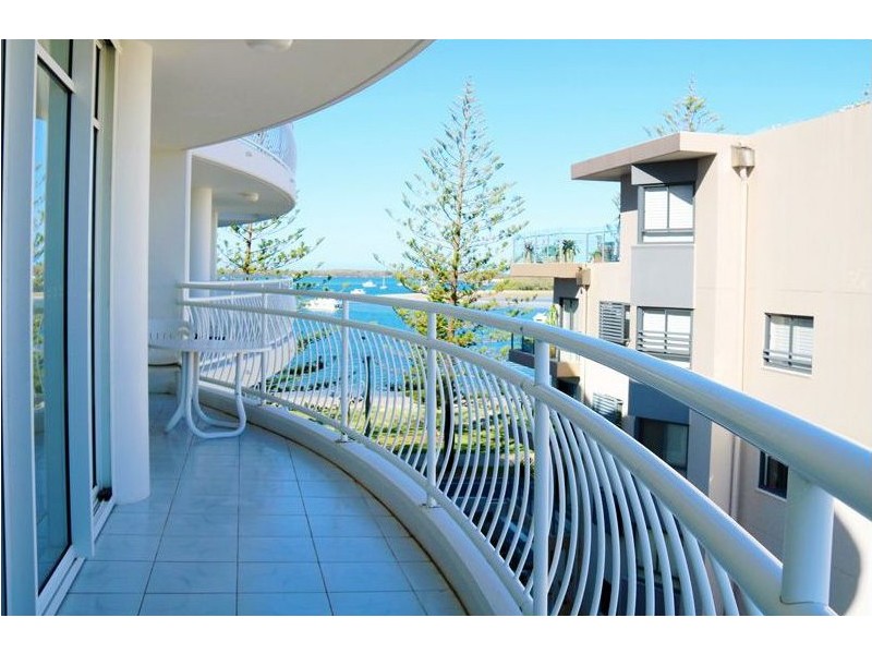 4B/510 Marine Parade, Biggera Waters QLD 4216