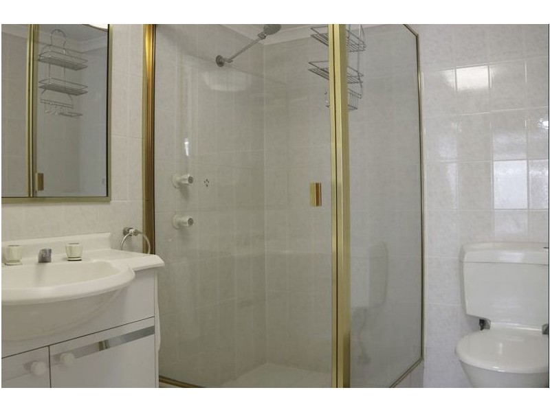 4B/510 Marine Parade, Biggera Waters QLD 4216