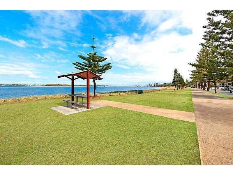 4B/510 Marine Parade, Biggera Waters QLD 4216
