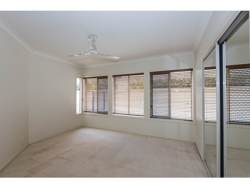 17A Inga Avenue, Surfers Paradise QLD 4217