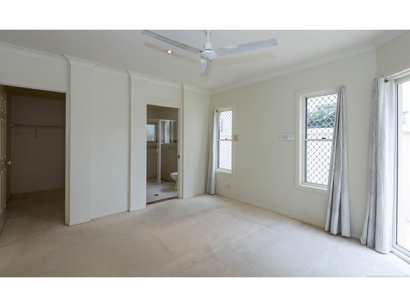 17A Inga Avenue, Surfers Paradise QLD 4217