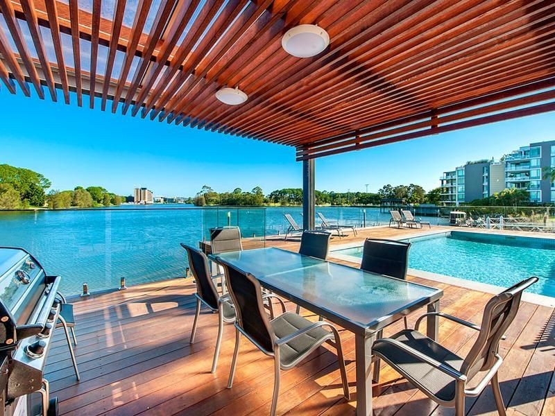 26/10 Ben Lexcen Place, Robina QLD 4226