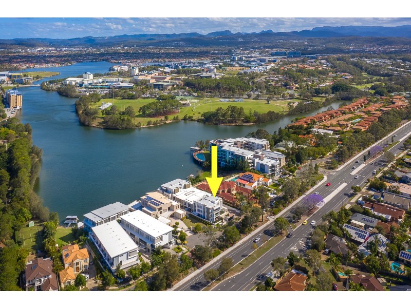 26/10 Ben Lexcen Place, Robina QLD 4226