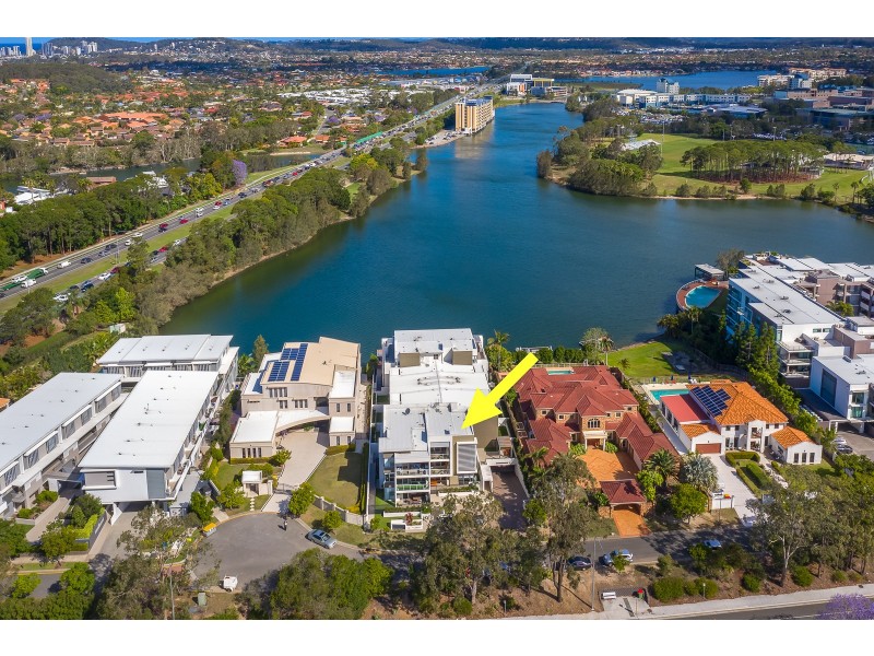 26/10 Ben Lexcen Place, Robina QLD 4226