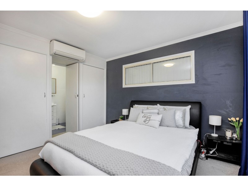 172 Currumburra Road, Ashmore QLD 4214