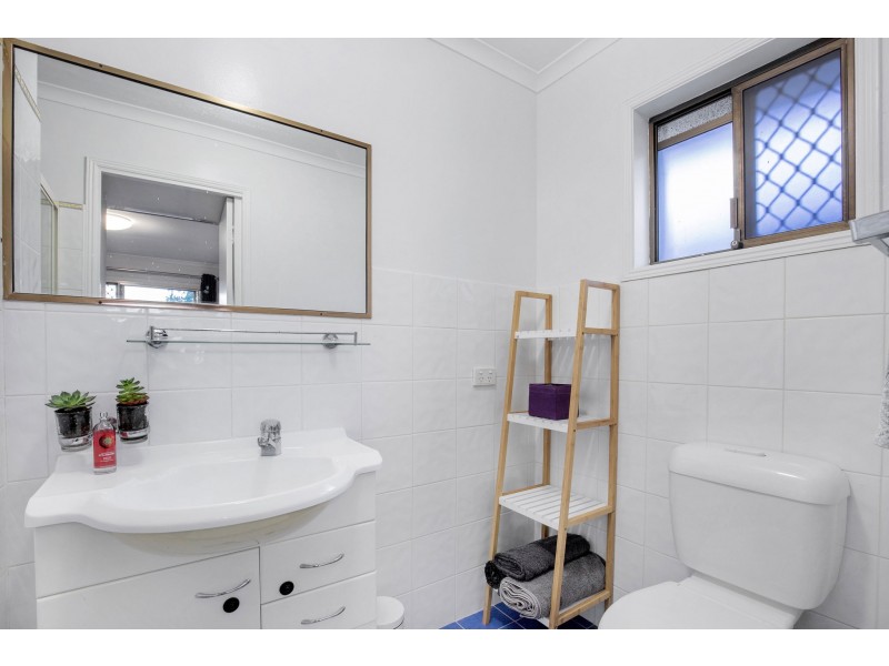 172 Currumburra Road, Ashmore QLD 4214