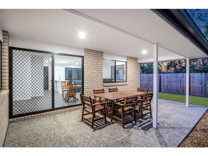 4 Killara Boulevard, Logan Reserve QLD 4133