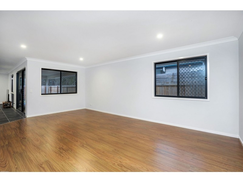 4 Killara Boulevard, Logan Reserve QLD 4133