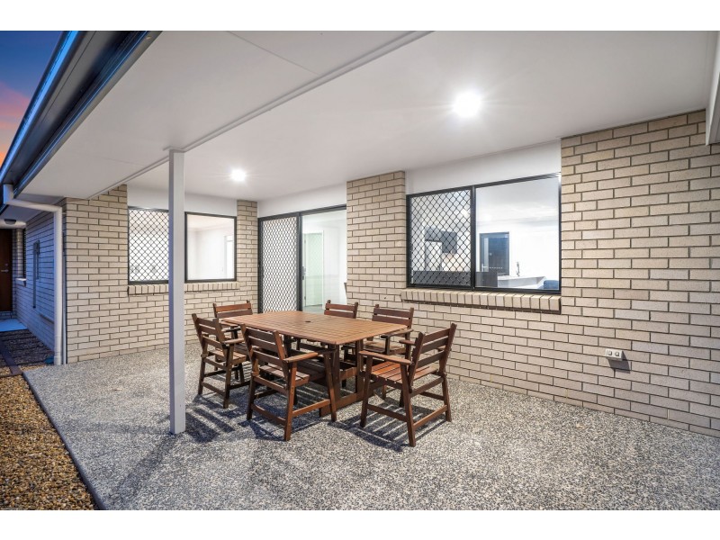 4 Killara Boulevard, Logan Reserve QLD 4133
