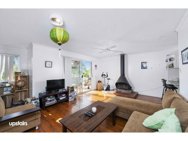 5 Rodlan Parade, Labrador QLD 4215