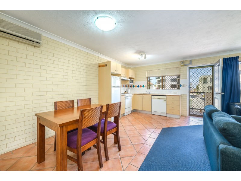 217/132 Marine Parade, Southport QLD 4215