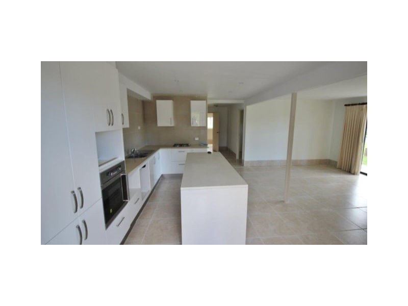 1 Arjuna Way, Gaven QLD 4211