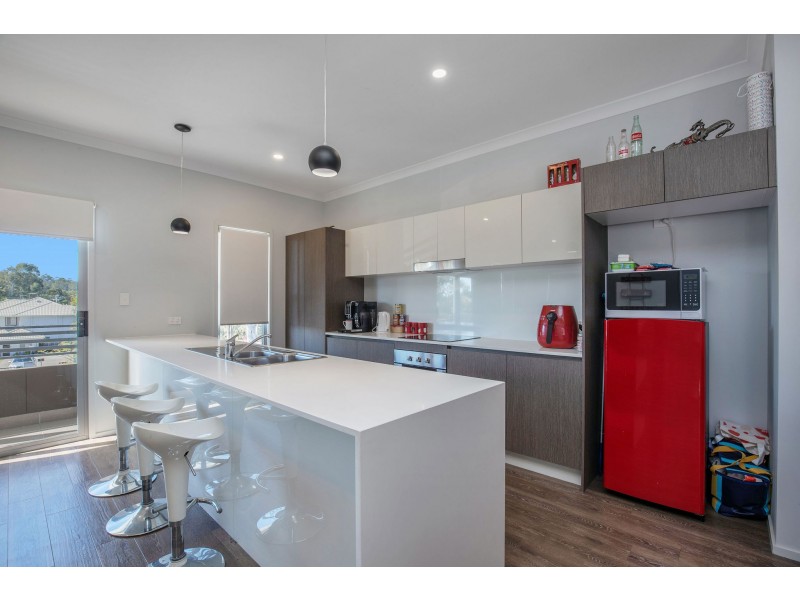 1/3 Michigan Drive, Oxenford QLD 4210