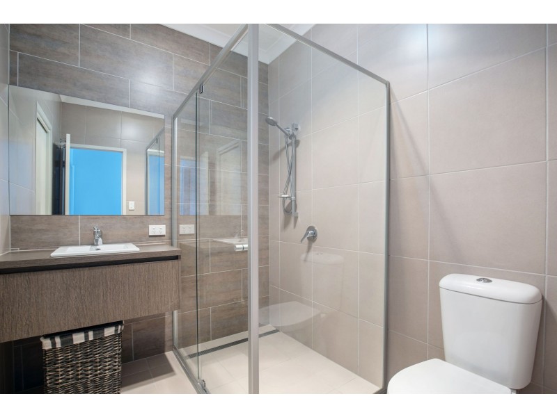 1/3 Michigan Drive, Oxenford QLD 4210