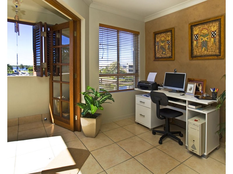 15/89 Bayview Street, Runaway Bay QLD 4216